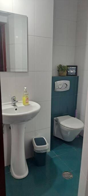 Mendes Family Homestay - B&B In The Heart Of Praia Ngoại thất bức ảnh