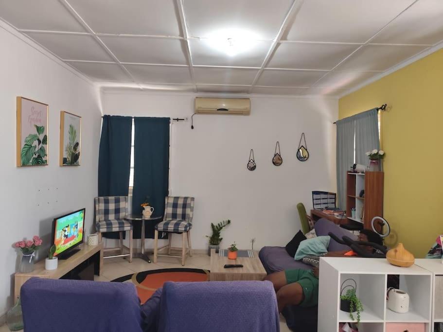 Mendes Family Homestay - B&B In The Heart Of Praia Ngoại thất bức ảnh